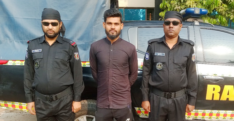 ১৫ বছর পালিয়েও শেষ রক্ষা হলো না শওকতের