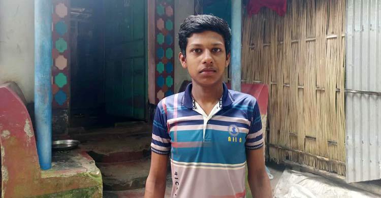 জিপিএ-৫ পেলেও সুব্রতের পরিবারে দুশ্চিন্তার ছায়া