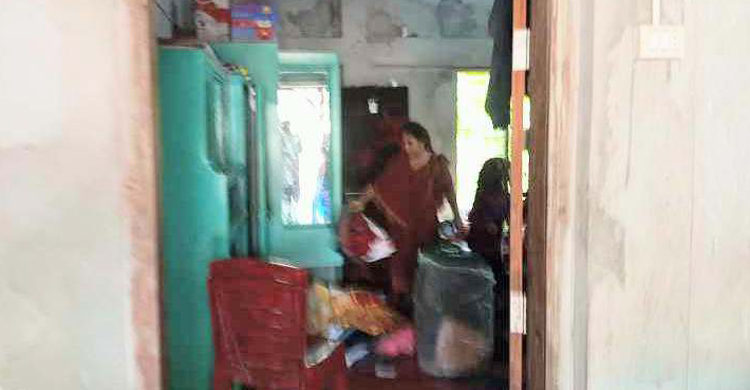 ফরিদপুরে বাসার সবাইকে অচেতন করে দুর্ধর্ষ চুরি