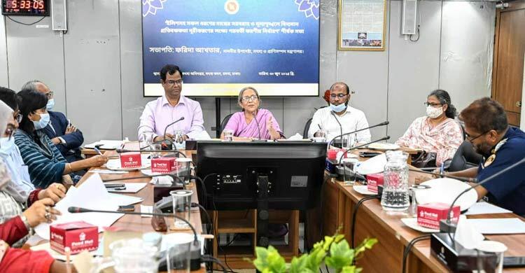 অস্বাভাবিক কোনো কারণে যেন ইলিশের দাম না বাড়ে