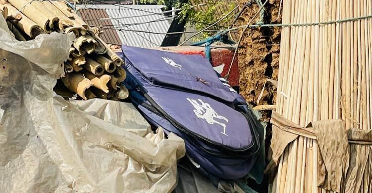 ফরিদপুরে পরিত্যক্ত ব্যাগ থেকে বোমা সাদৃশ্য বস্তু উদ্ধার