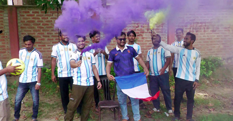 ‘সেভেন আপ’ ট্রলে অতিষ্ঠ হয়ে ব্রাজিল ছাড়লেন মেডিকেল শিক্ষার্থ
