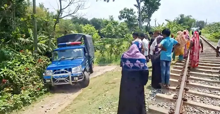 ফরিদপুরে নিখোঁজের ৬ দিন পর রেল লাইনের পাশে পাওয়া গেলো শিশুর মরদেহ