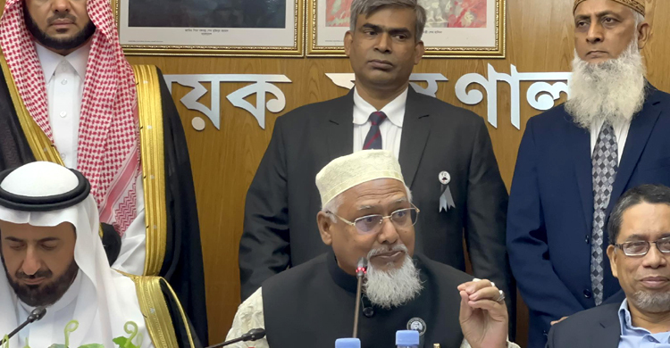 হজের খরচ কমানোর বিষয় বিবেচনা করবে সৌদি আরব