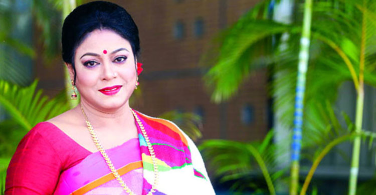৩১ বছর পর আধুনিক গানে নতুন চমক ফেরদৌস আরার