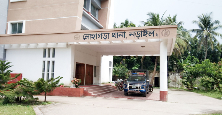 স্কুলের বারান্দায় মিললো বৃদ্ধের মরদেহ