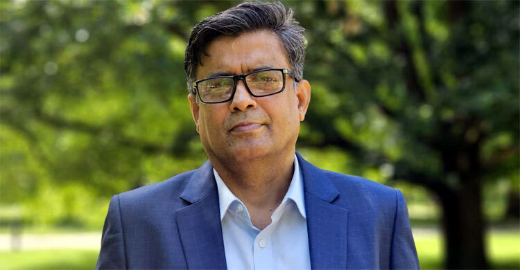 ঝড়ের মতো গুলির মধ্যেও দাঁড়িয়ে থাকার দৃঢ়তা শিখিয়েছে জুলাই