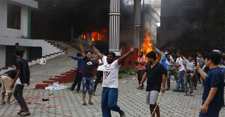 নেপালে বাংলাদেশিদের জন্য জরুরি পরামর্শ দূতাবাসের