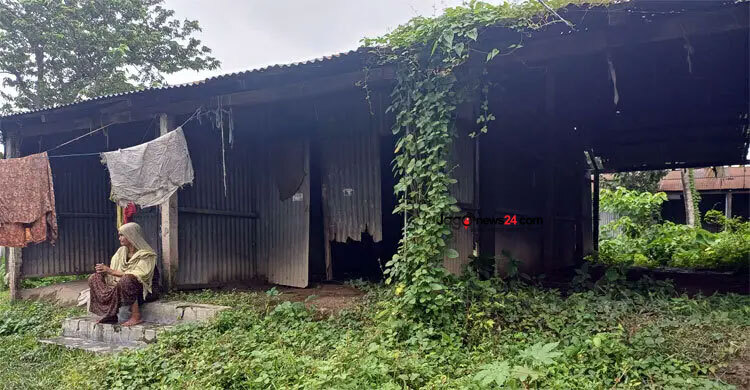 দুই যুগেও সংস্কার হয়নি, ঘর ছেড়েছেন ২০০ পরিবার