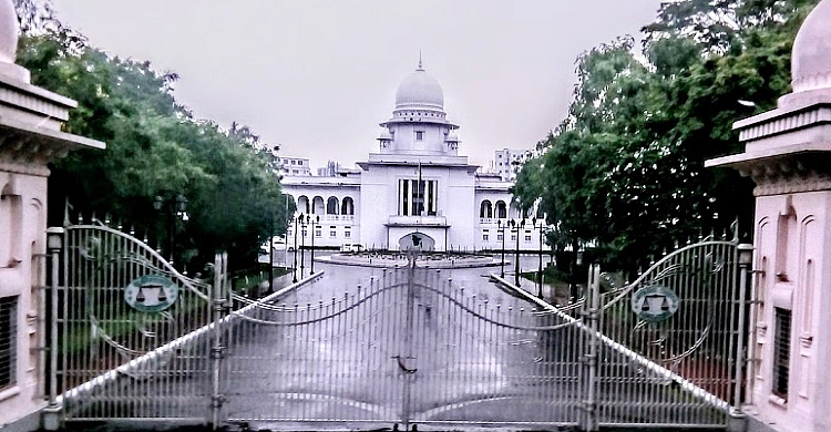 সুপ্রিম কোর্টের অনুসন্ধান কমিটির অভিযান, মুচলেকা দিলো ৩ জন