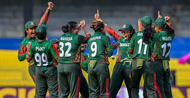 টিভিতে দেখুন আজকের খেলা, ৭ অক্টোবর ২০২৫