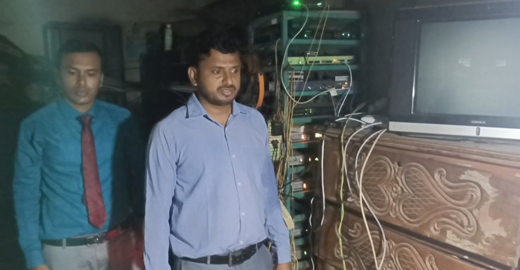 ফেনীতে অবৈধ ক্যাবল অপারেটরকে ৫০ হাজার টাকা জরিমানা