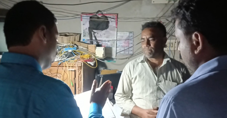 ফেনীতে অবৈধ ক্যাবল অপারেটরকে ৫০ হাজার টাকা জরিমানা