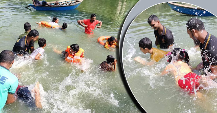 সাঁতার শেখা হোক শৈশবের অন্যতম শিক্ষা