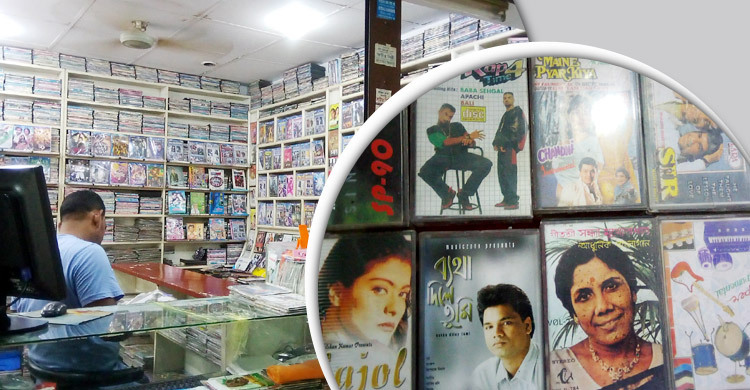ডিজিটাল যুগেও সিডি-ডিভিডির দোকান চালান, ক্রেতা দুবাইয়ের শেখ