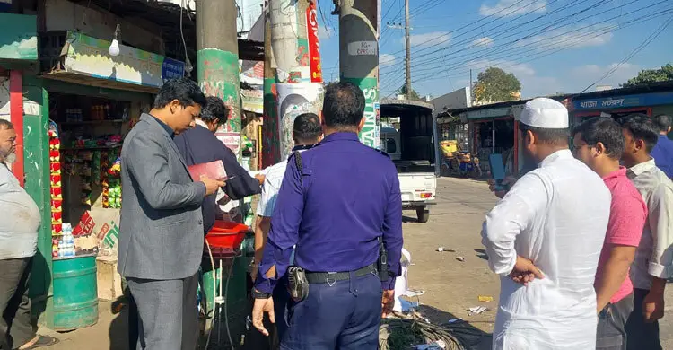 ফেনীতে বিএনপি-জামায়াতসহ পাঁচ দলের প্রার্থীকে জরিমানা