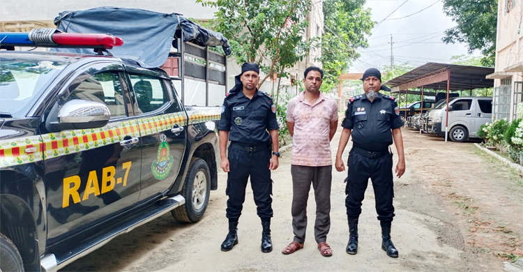 ১৩ বছর পালিয়েও হলো না শেষ রক্ষা