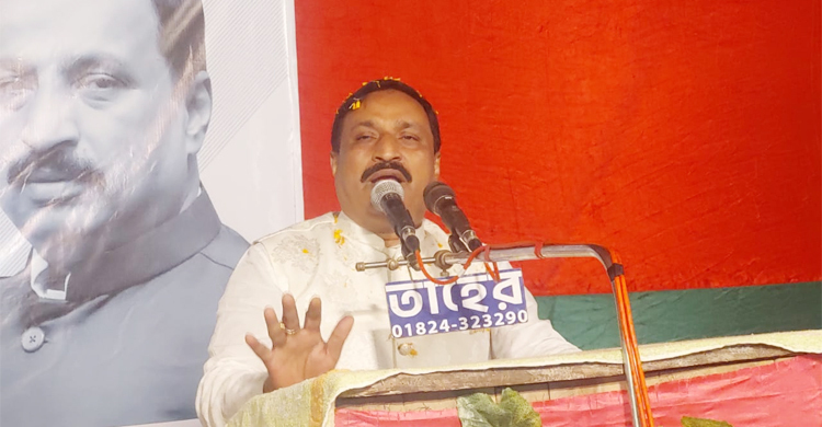 ভোট চাইতে গিয়ে লজ্জায় পড়লেন নিজাম হাজারী