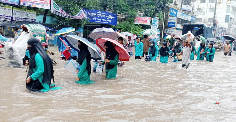 বন্যা: ফেনীতে আজকের এইচএসসি পরীক্ষা স্থগিত