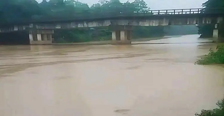 সম্ভাব্য বন্যা মোকাবিলায় প্রস্তুত ফেনী, খোলা হয়েছে ২২৪ আশ্রয়কেন্দ্র