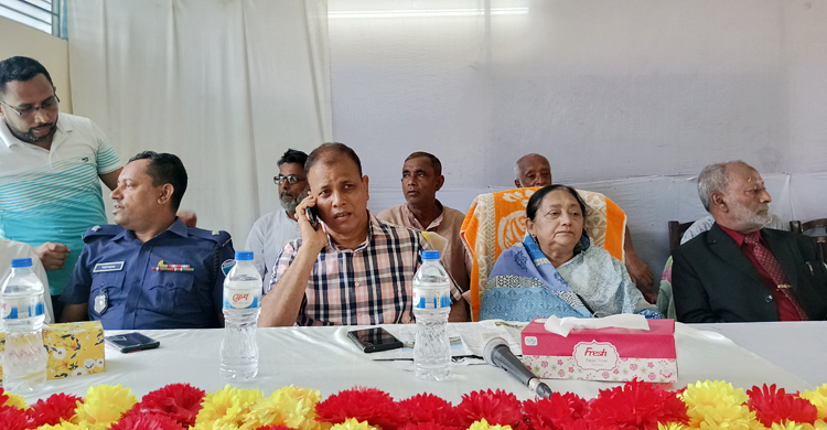 ‘আমারে দাওয়াত দিছস, ব্যানারে নাম দিস নাই কেন’