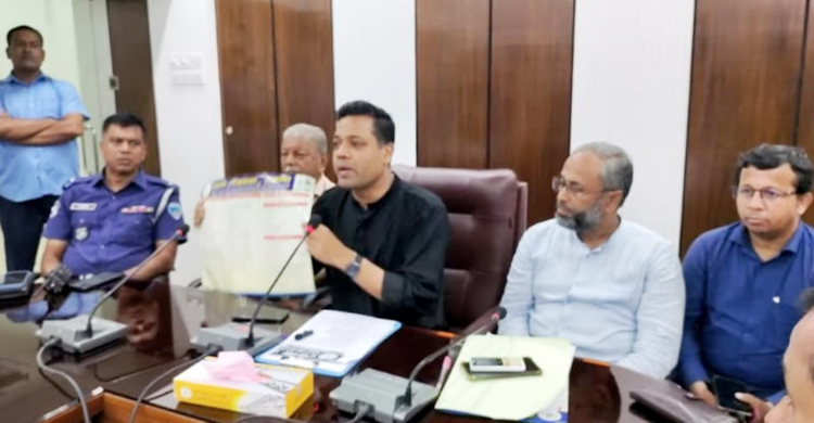 ফেনী পৌরশহরে সর্বনিম্ন রিকশাভাড়া ১০, সর্বোচ্চ ৮০