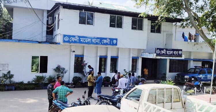 স্বামীকে আটকে স্ত্রীকে সংঘবদ্ধ ধর্ষণ, যুবদল কর্মীর নামে অভিযোগ