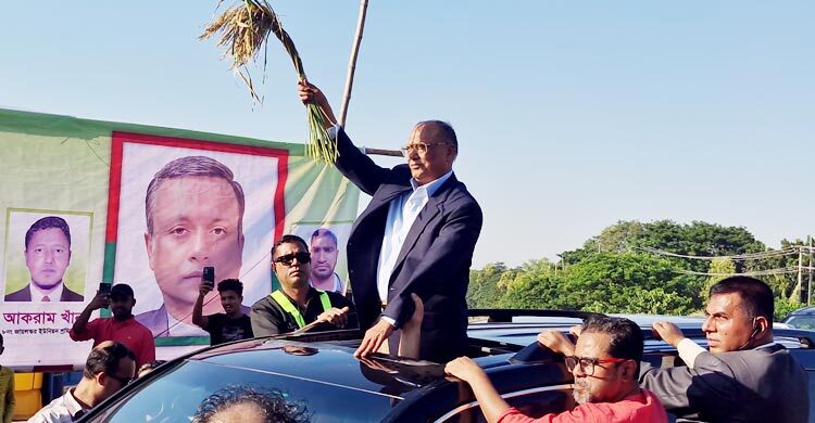 প্রথমবারের মতো নিজের জন্য ভোট চাইলেন মিন্টু