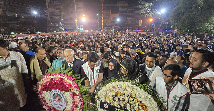 দেশের বিভিন্ন স্থানে গভীর শ্রদ্ধায় ভাষা শহীদদের স্মরণ