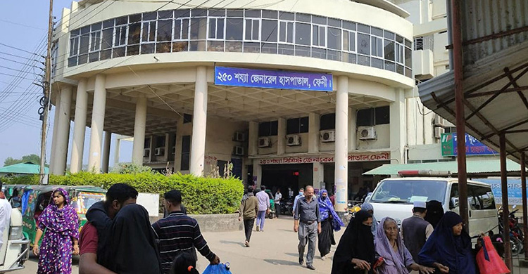 ফেনী জেনারেল হাসপাতাল/ অপারেশন থিয়েটারে রান্নাবান্নার ঘটনা তদন্তে কমিটি
