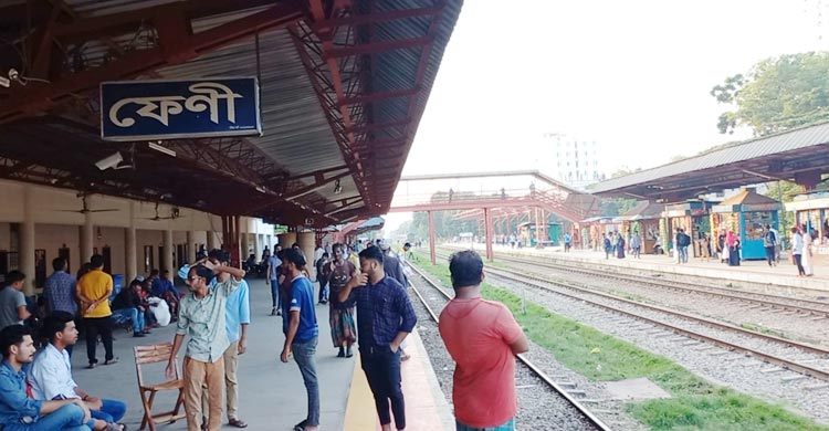 ফেনীতে ট্রেনে কাটা পড়ে প্রাণ গেলো যুবকের