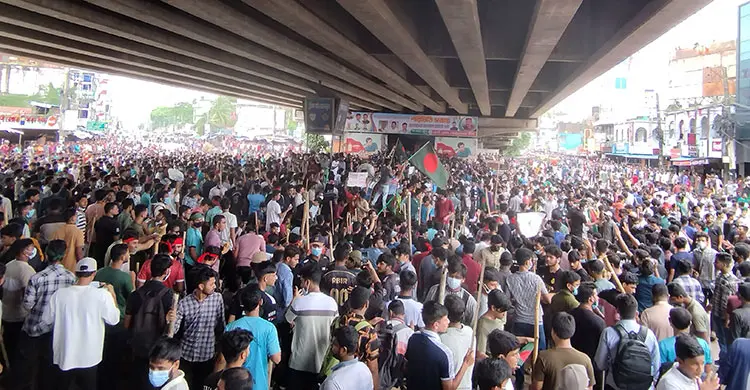 দুই বছরেও অধরা মূল অস্ত্রধারীরা, বিচারের আশায় শহীদের স্বজনরা
