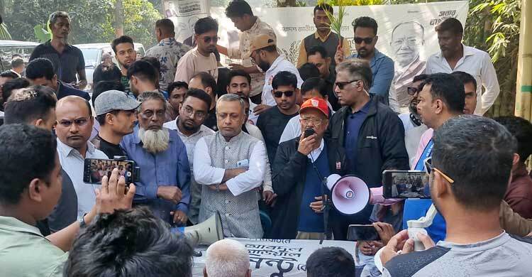 পরাজয়ের আশঙ্কায় একটি দল নির্বাচন বানচালের ষড়যন্ত্র শুরু করেছে