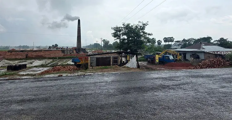 ফেনীর তিন ইটভাটাকে ১৫ লাখ টাকা জরিমানা