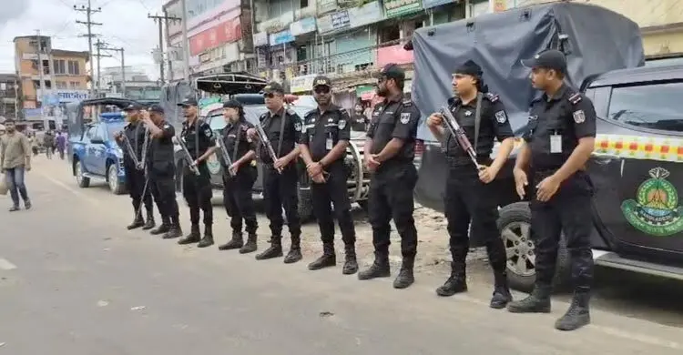 বালু উত্তোলন নিয়ে বিএনপির দুই পক্ষে উত্তেজনা, র‍্যাব-পুলিশ মোতায়েন