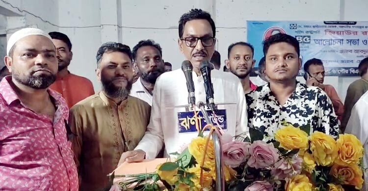 এবার মন্ত্রীকে ‘প্রিয় নবী’ বলে সমালোচনায় ফেনী জেলা পরিষদ প্রশাসক