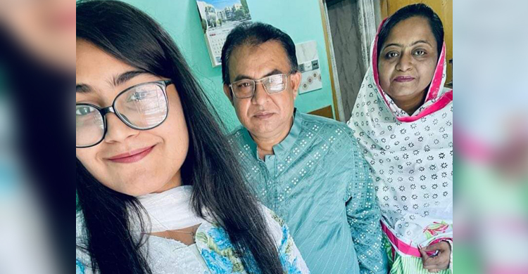 ফেনীতে ডেঙ্গুর কাছে হার মানলো তরুণী