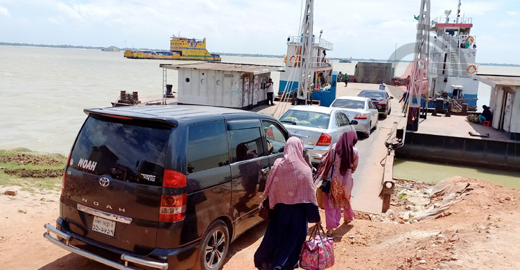 ঈদে দৌলতদিয়া-পাটুরিয়া নৌপথে চলবে ১৮ ফেরি ও ২০ লঞ্চ