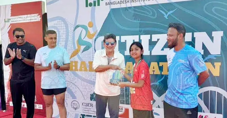 নগরে সুস্থভাবে বেড়ে উঠতে প্রতি মহল্লাতে মাঠের পরিকল্পনা করতে হবে