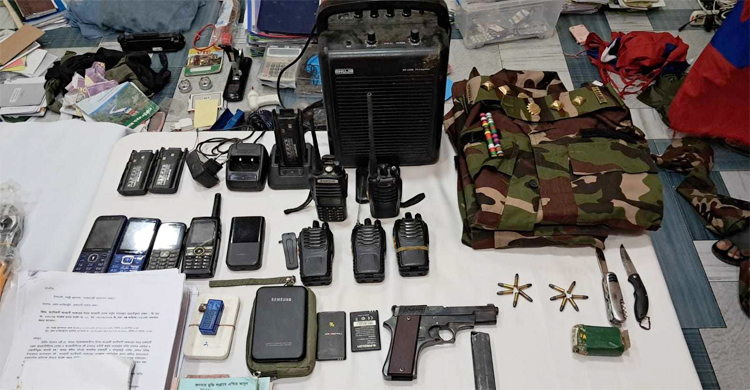 ইউপিডিএফের আস্তানায় সেনাবাহিনীর অভিযান, গোলাবারুদ উদ্ধার