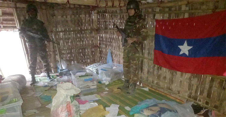 ইউপিডিএফের আস্তানায় সেনাবাহিনীর অভিযান, গোলাবারুদ উদ্ধার