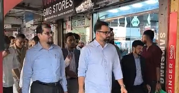 জাতীয় স্টেডিয়াম পরিদর্শন করলেন  যুব ও ক্রীড়া প্রতিমন্ত্রী