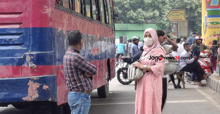 পলিটেকনিক শিক্ষার্থীদের সড়ক অবরোধ, পথে পথে মানুষের ভোগান্তি