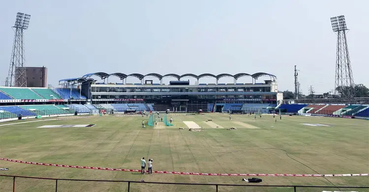 আলোচনায় সাগরিকার হলুদাভ মাঠ, দেখার মতো বাস্তবেও কি এত খারাপ!