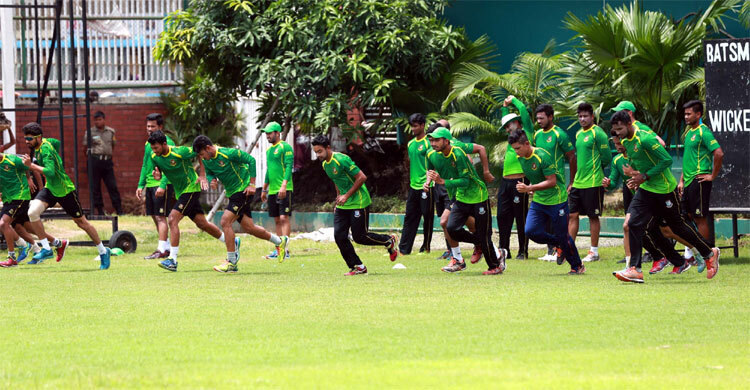 এইচপিতে উপেক্ষিত একঝাঁক সম্ভাবনাময় তরুণ