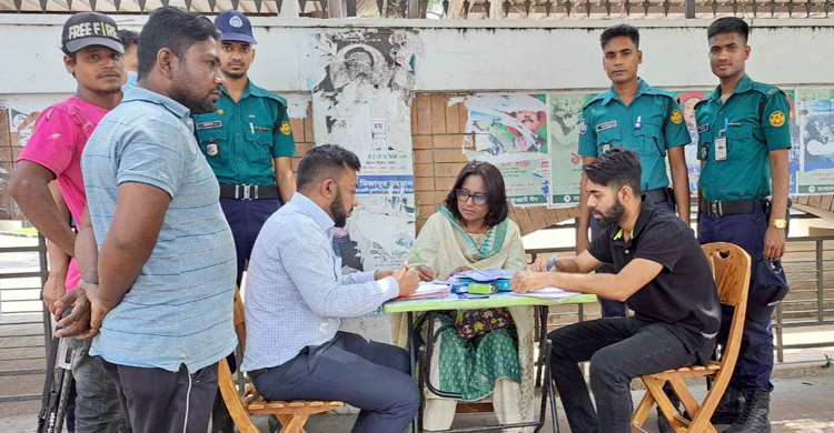 বায়ুদূষণের দায়ে ১১ যানবাহন ও ৫ ইটভাটাকে জরিমানা