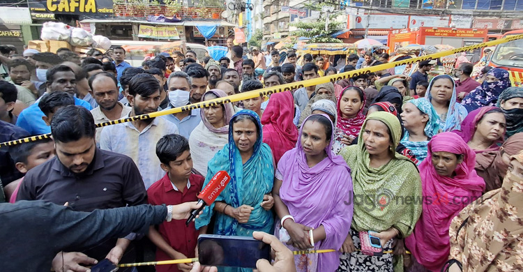 ‘দুই তলায় থাকলে আমিও মারা যাওয়া ১৬ জনের মধ্যেই থাকতাম’