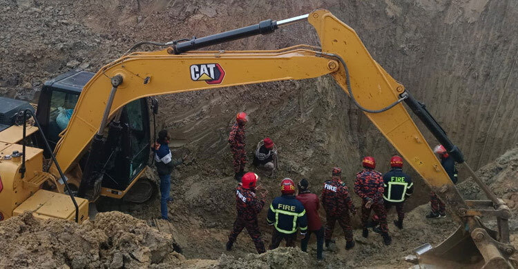 18 hours passed, 2-year-old still stuck in abandoned tube well
