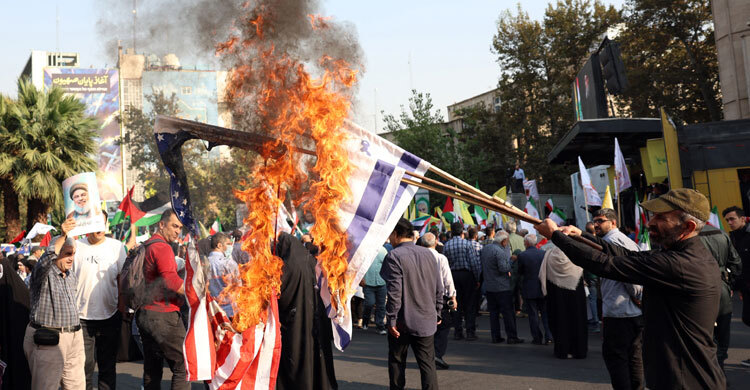 Israel tells US will not hit Iran's nuclear or oil facilities