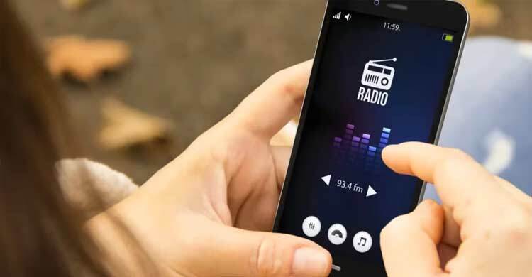 দেশে রেডিও ব্যবহার বাড়ছে, দাবি বিবিএসের